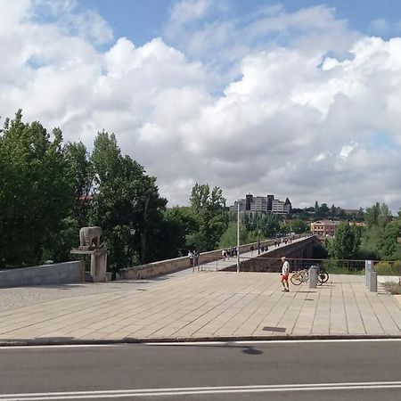 Increible Apartamento Frente Al Puente Romano Appartement Salamanca Buitenkant foto